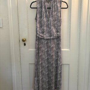 Vince Camuto Black & White, V-Neck, Midi Dress w/ Wide Waist, XS